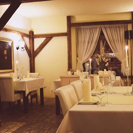 Barock Restaurant & Pension Topoľčany Eksteriør bilde