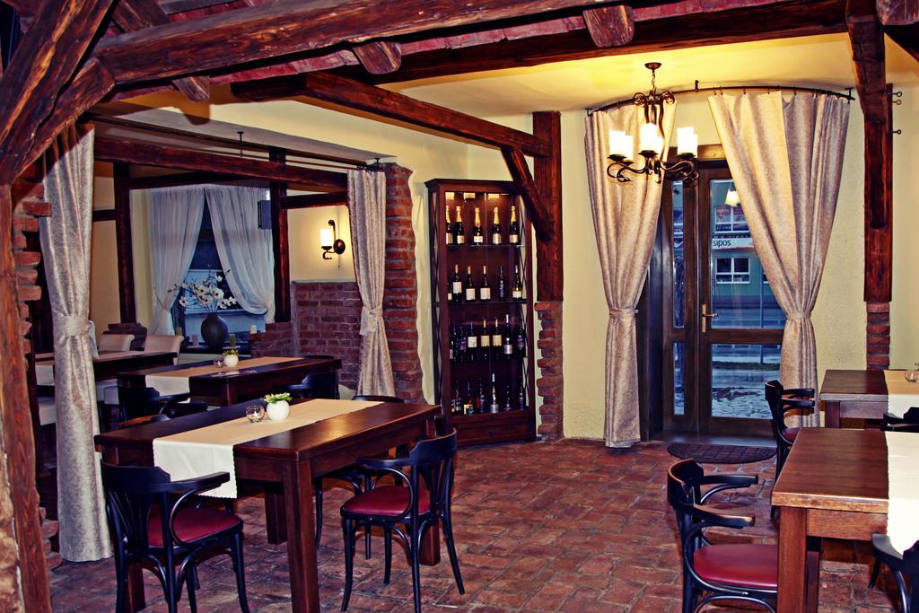 Barock Restaurant & Pension Topoľčany Eksteriør bilde