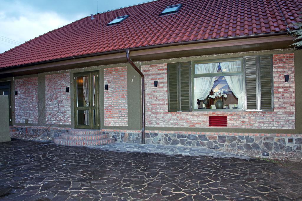 Barock Restaurant & Pension Topoľčany Rom bilde