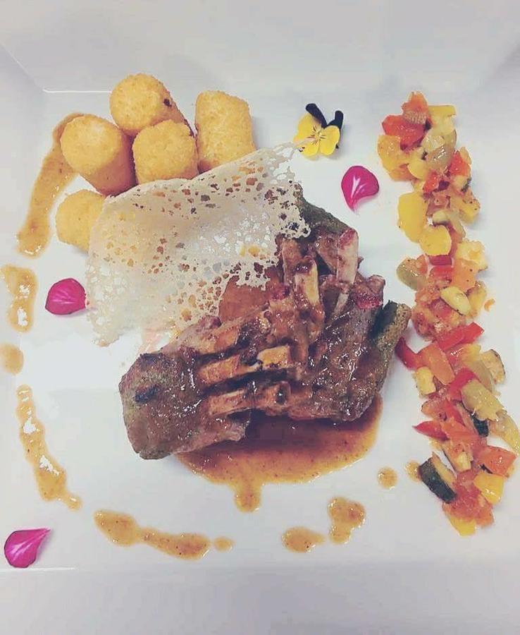 Barock Restaurant & Pension Topoľčany Eksteriør bilde